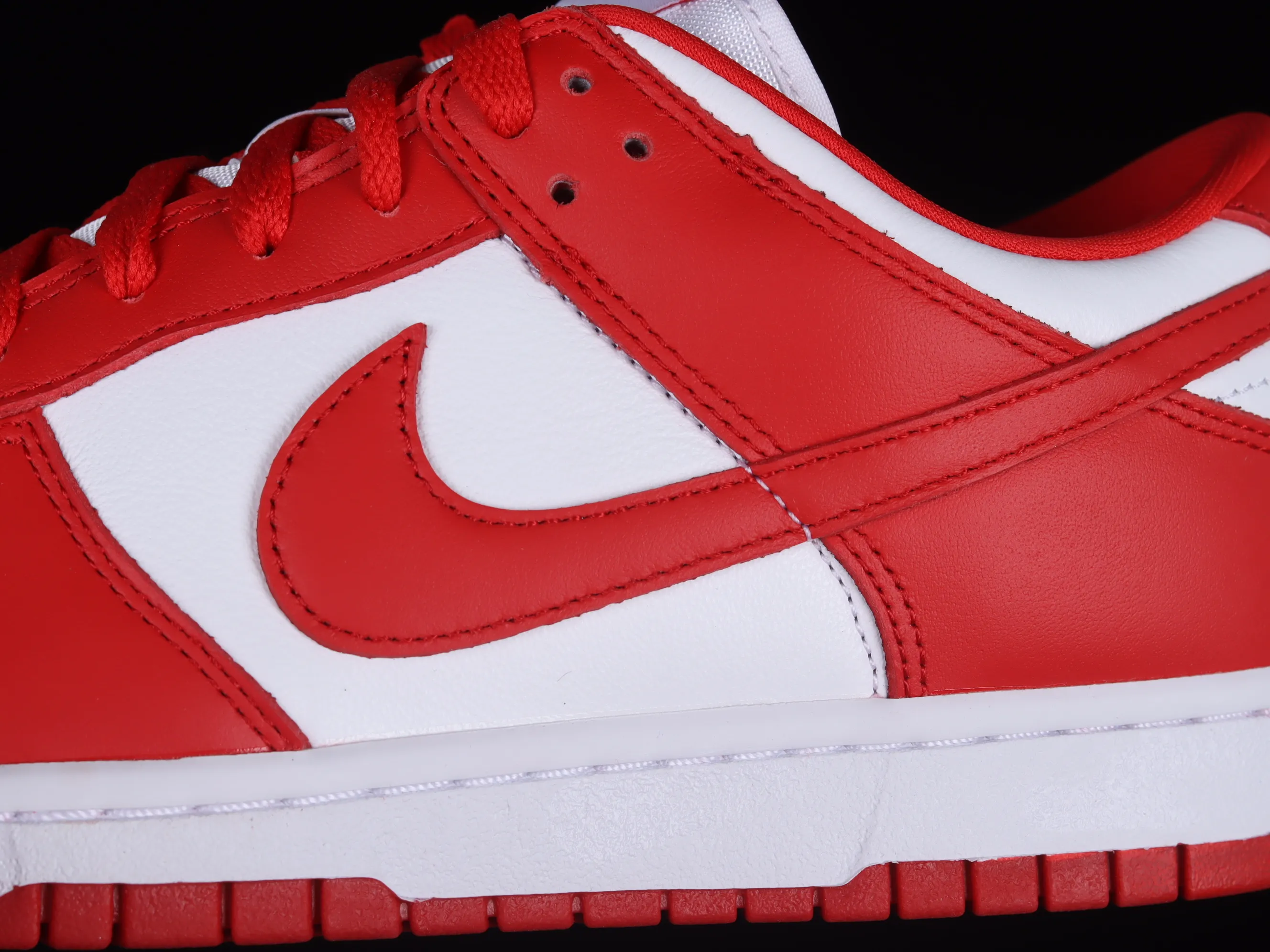 All categories Nk SB Dunk series Nk SB Dunk Low low-top sneakers M version pure original Nk Dunk Low SB "University Red" White and red Dunk series top layer low-top casual sports skateboard shoes CU1727-100